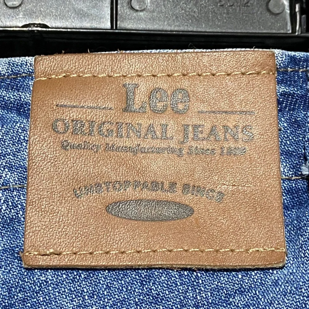 Vintage Lee High Waisted Mom Jeans Medium Wash Elastic Back 18W P Made in USA